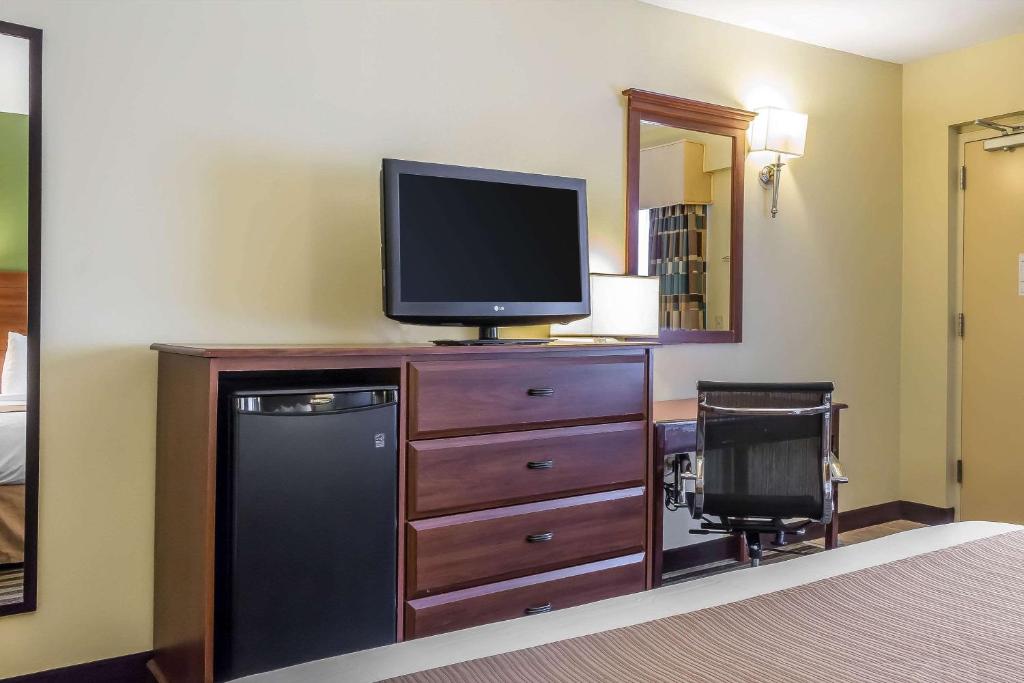 Room image 5